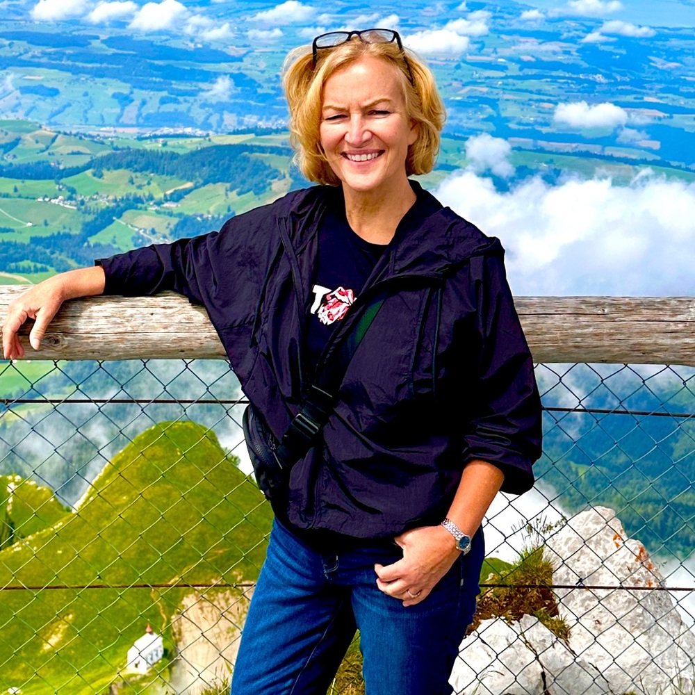 Meet your Posher, Eileen